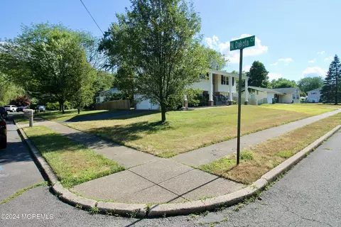 33 W Connecticut, Jackson, NJ 08527 photo 4