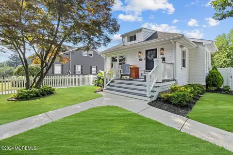 22 Washington Ave, Leonardo, NJ 07737