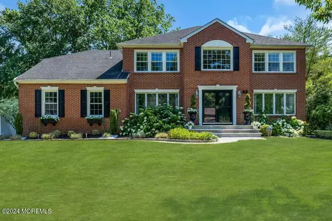 4 Buck Dr, Freehold, NJ 07728
