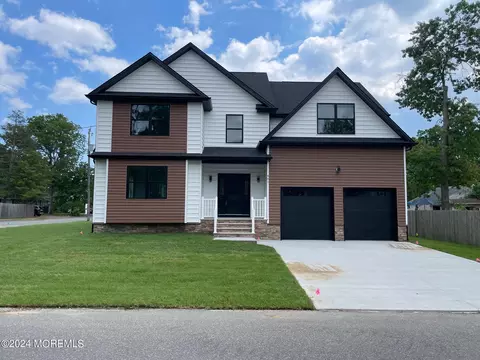 461 Lake Barnegat Dr, Forked River, NJ 08731