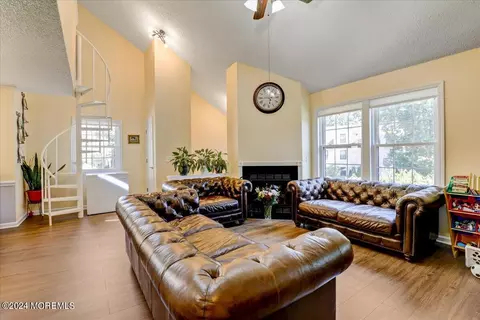 803 Begonia Ct, Jackson, NJ 08527