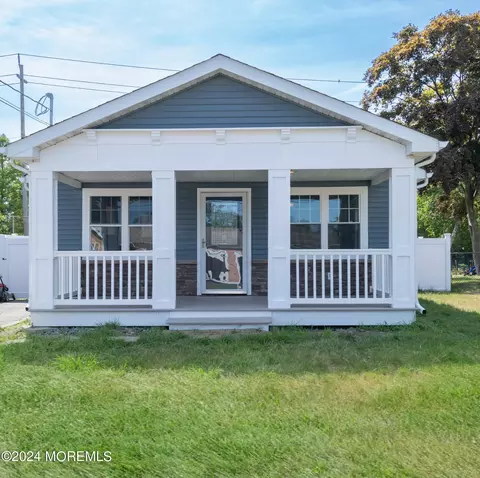 1505 Edgemere Rd, Wall, NJ 07719