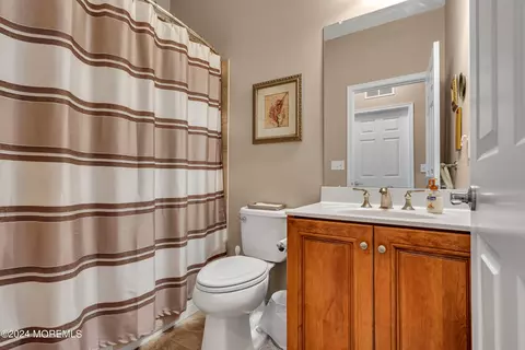 Bath - 26 Dunberry Dr, Forked River, NJ 08731 photo 3 of 4