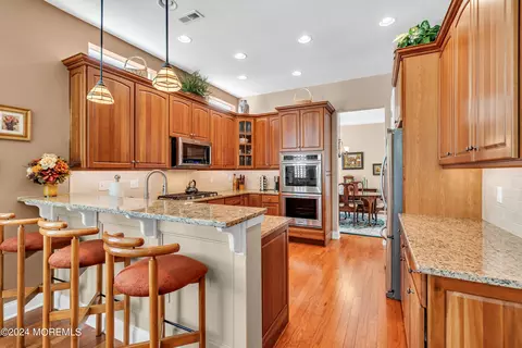 Kitchen - 26 Dunberry Dr, Forked River, NJ 08731 photo 2 of 6