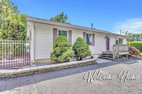 2370 130 Hwy, North Brunswick, NJ 08902