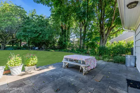 Exterior - 903 Riverview Dr, Brielle, NJ 08730 photo 11 of 20
