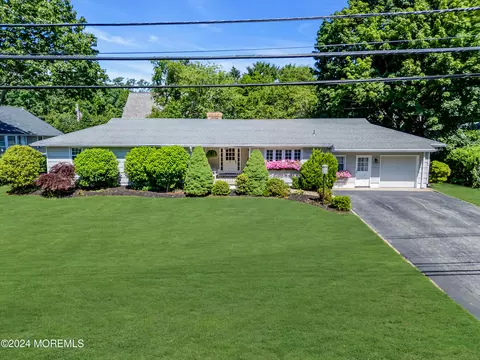 903 Riverview Dr, Brielle, NJ 08730