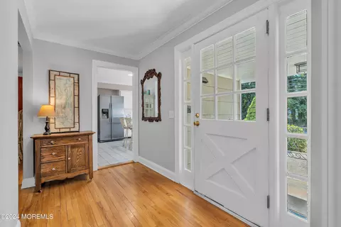 Entry Way - 903 Riverview Dr, Brielle, NJ 08730 photo 1 of 5