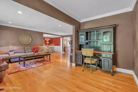 Entry Way - 903 Riverview Dr, Brielle, NJ 08730 photo 3 of 5