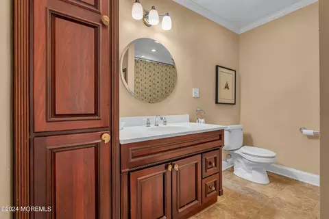 Bath - 903 Riverview Dr, Brielle, NJ 08730 photo 1 of 7