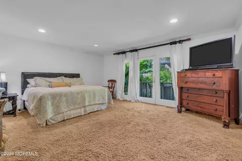 Bedroom - 903 Riverview Dr, Brielle, NJ 08730 photo 3 of 6