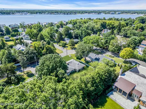 View/Area - 903 Riverview Dr, Brielle, NJ 08730 photo 13 of 26
