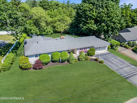 View/Area - 903 Riverview Dr, Brielle, NJ 08730 photo 4 of 26