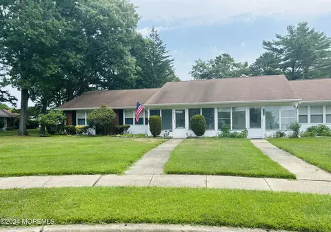 414 Chatham Ct # A, Lakewood, NJ 08701
