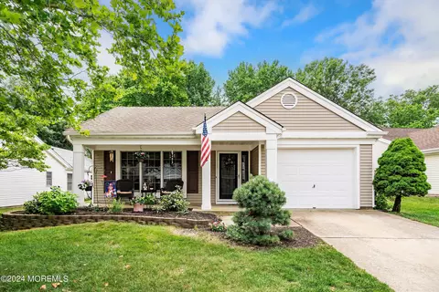2278 Beltane Rd, Toms River, NJ 08755