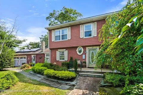 1658 M St, Wall, NJ 07719