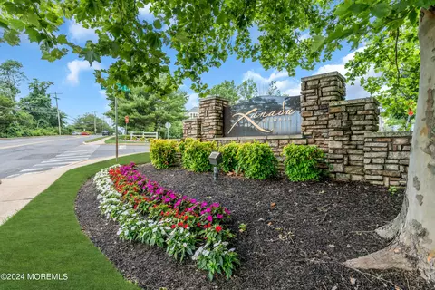 2321 Xanadu Ln, Wall, NJ 07719