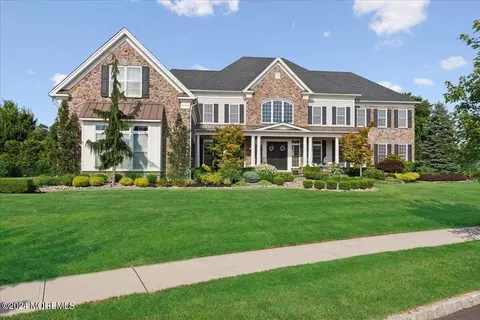 34 Windermere Rd, Lincroft, NJ 07738