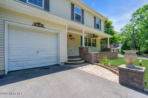 Exterior - 693 Summit Ave, Brick, NJ 08723 photo 7 of 26