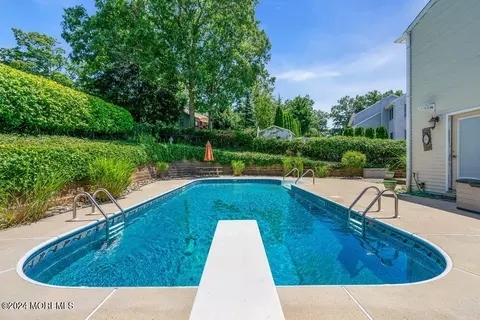 Exterior - 693 Summit Ave, Brick, NJ 08723 photo 2 of 26