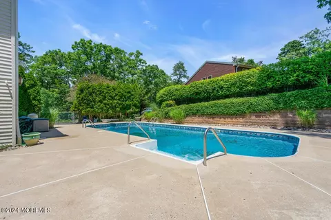 Exterior - 693 Summit Ave, Brick, NJ 08723 photo 15 of 26