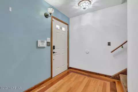 Entry Way - 693 Summit Ave, Brick, NJ 08723 photo 2 of 3