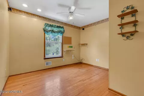 Bedroom - 693 Summit Ave, Brick, NJ 08723 photo 4 of 6