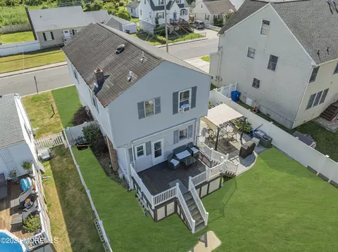 629 Bray Ave, Port Monmouth, NJ 07758