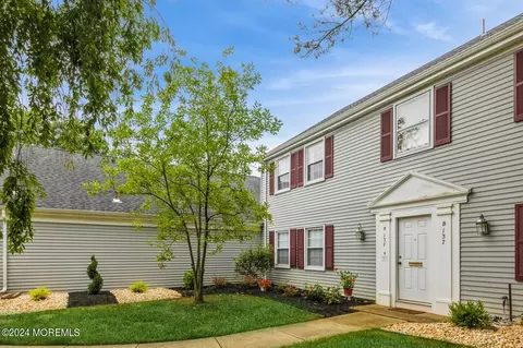 137 Plymouth Ln #137N, Monroe, NJ 08831