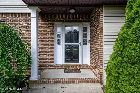 7 Rococo Ct, Jackson, NJ 08527 photo 2