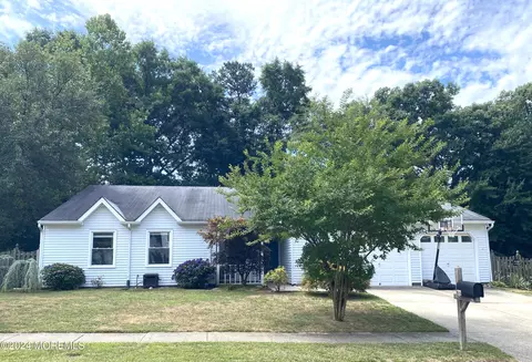 66 Concord Cir, Howell, NJ 07731