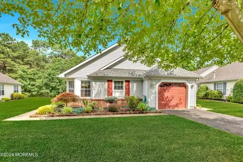 2660 Lancaster Ln, Toms River, NJ 08755