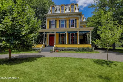 74 Broadway Rd, Freehold, NJ 07728