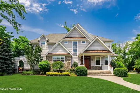 25 Asbury Ave, Oceanport, NJ 07757