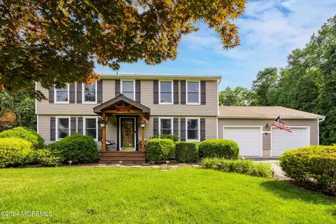 55 Richter Rd, Jackson, NJ 08527