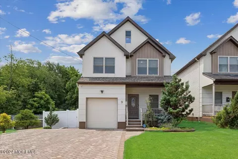 9 Lasatta Ave, Manalapan, NJ 07726