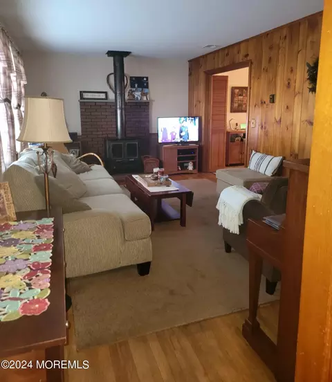 400 Simon Pl, Brick, NJ 08724 photo 2