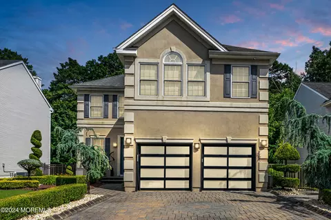 9 Timber Grove Ct, Old Bridge, NJ 08857