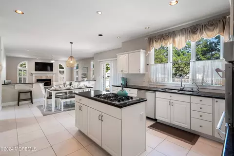 Kitchen - 539 Adamston Rd, Brick, NJ 08723 photo 5 of 5
