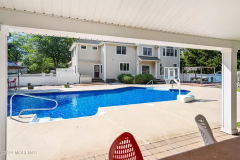 Exterior - 539 Adamston Rd, Brick, NJ 08723 photo 8 of 12