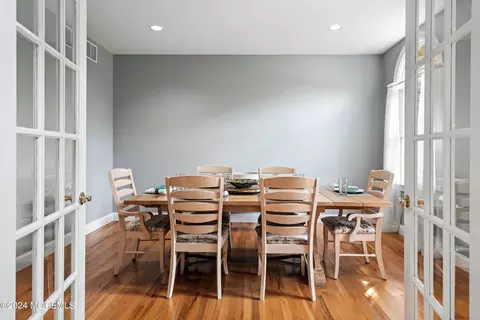 Dining - 539 Adamston Rd, Brick, NJ 08723 photo 1 of 4