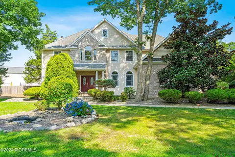 539 Adamston Rd, Brick, NJ 08723