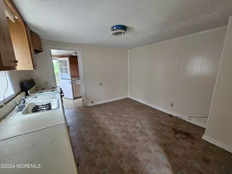 38 Brevent Ave, Leonardo, NJ 07737 photo 17