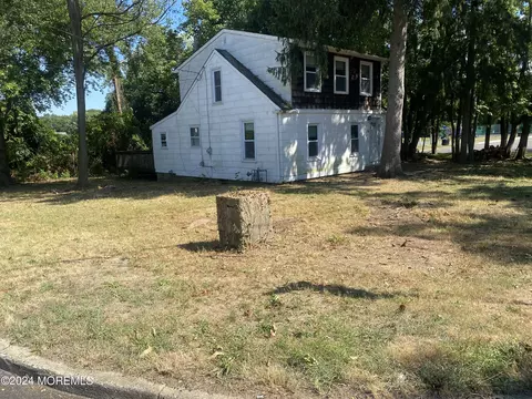 38 Brevent Ave, Leonardo, NJ 07737 photo 3