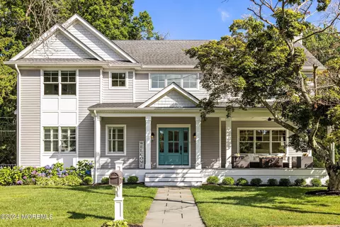 34 Hendrickson Pl, Fair Haven, NJ 07704