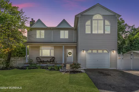 141 Van Cortlandt Dr, Brick, NJ 08723