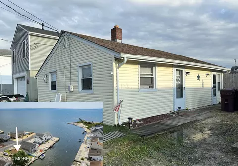 238 Longview Dr, Bayville, NJ 08721