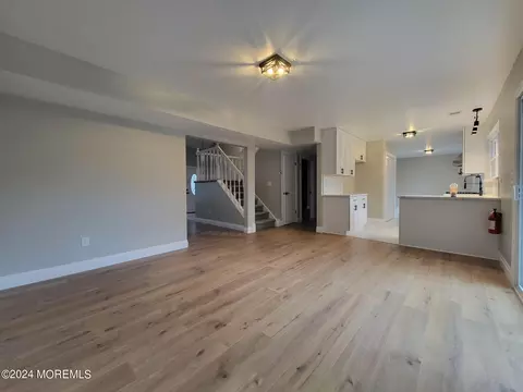 Living - 7 Elm Pl, Matawan, NJ 07747 photo 1 of 3