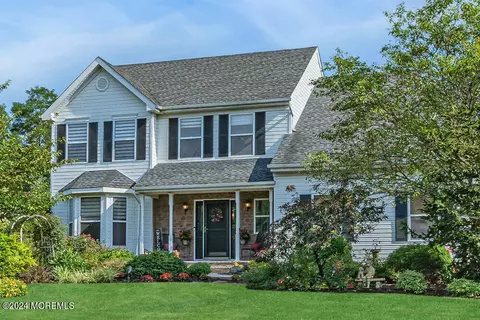 7 Timmons Hill Dr, Millstone, NJ 08535