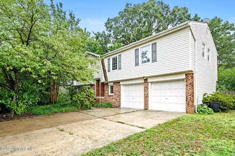 3720 River Rd, Point Pleasant, NJ 08742